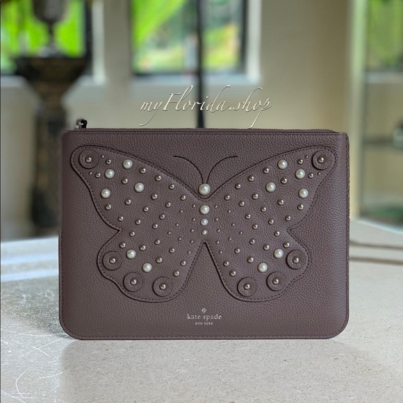 kate spade Handbags - 🔥FINAL SALE🔥 Kate Spade Clutch / Pouch